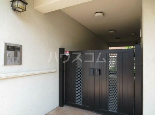 17/21 エントランス