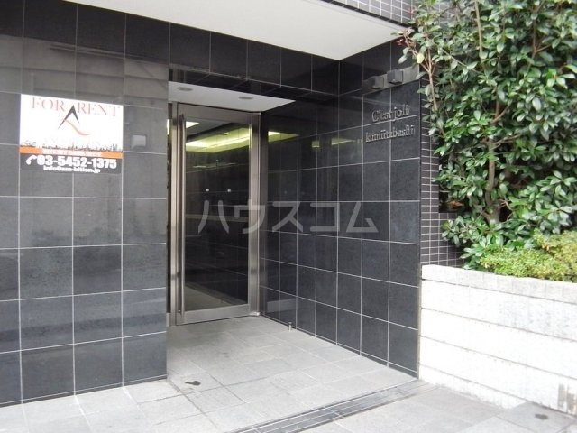 16/26 エントランス