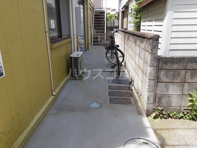 29/30 エントランス