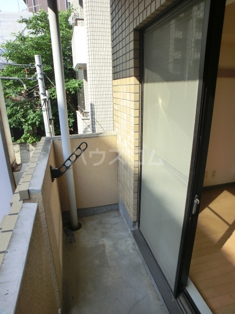 16/28 バルコニー