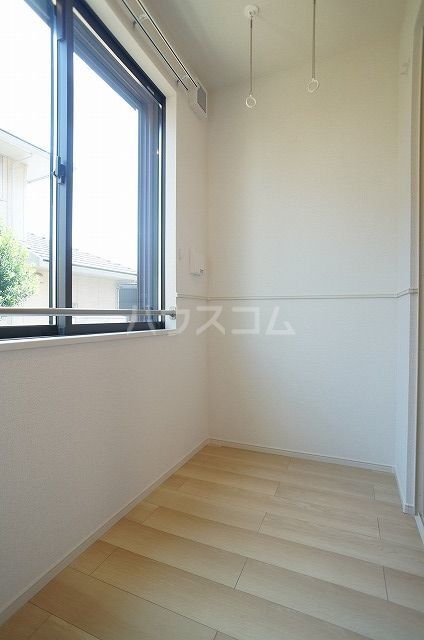 13/23 バルコニー