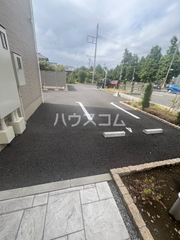 25/30 駐車場