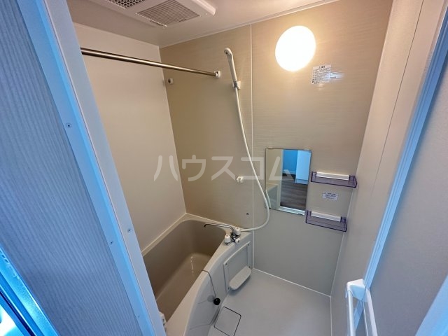 15/30 浴室