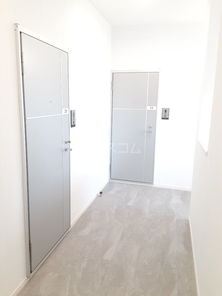 3/8 エントランス