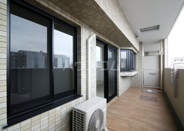 14/27 バルコニー