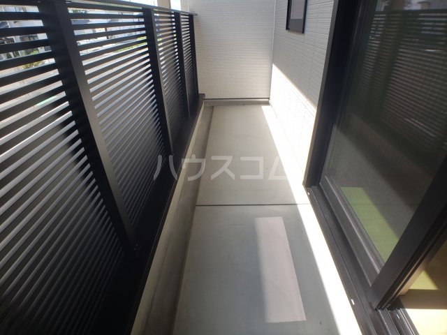 21/30 バルコニー