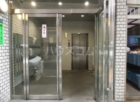 2/6 エントランス