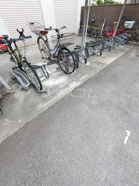 28/30 駐車場