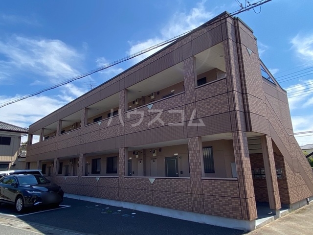 24/30 エントランス