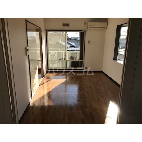 14/27 バルコニー