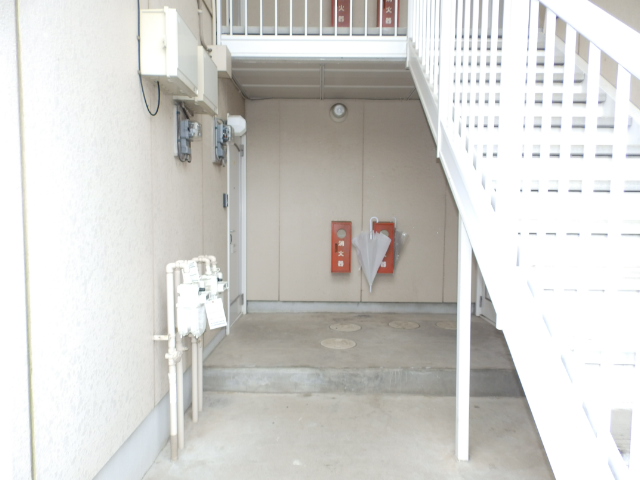 22/30 エントランス