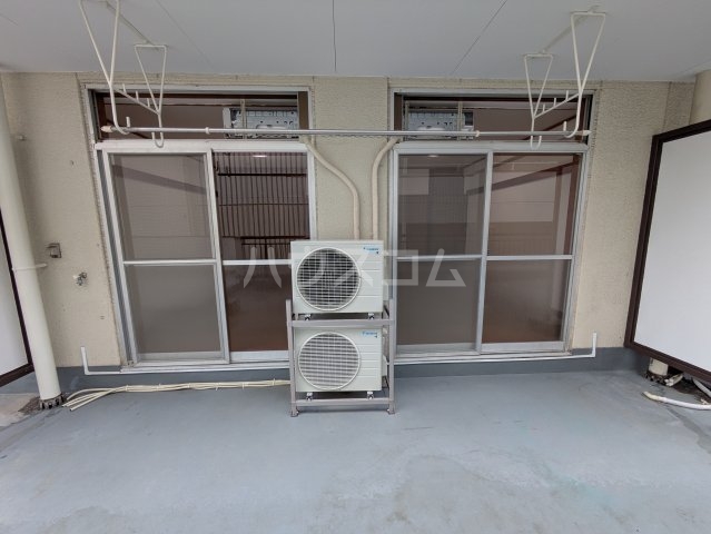 17/29 バルコニー