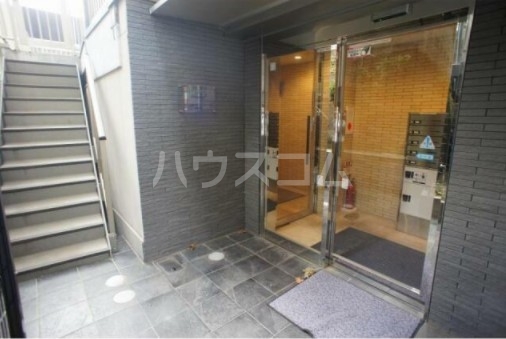 2/11 エントランス