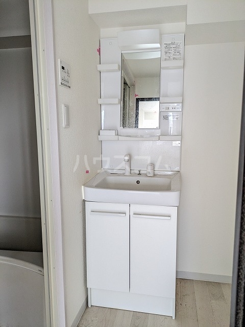 18/30 洗面