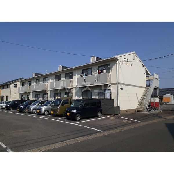 2/6 駐車場