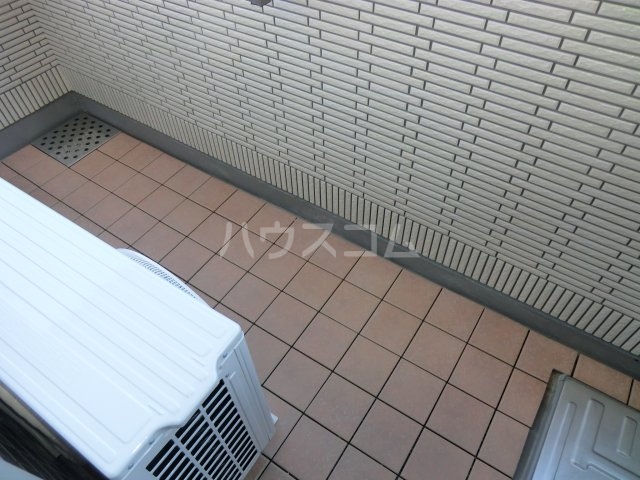 13/27 バルコニー