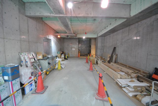 22/30 エントランス