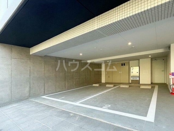 16/19 駐車場
