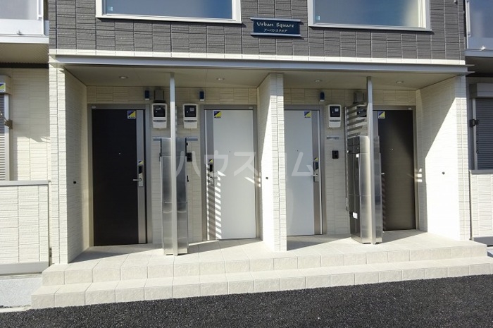 17/20 エントランス