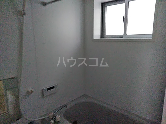 17/30 浴室