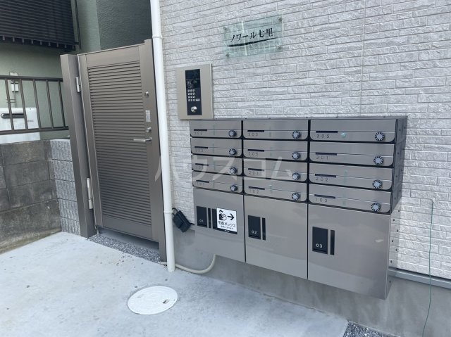 19/22 エントランス