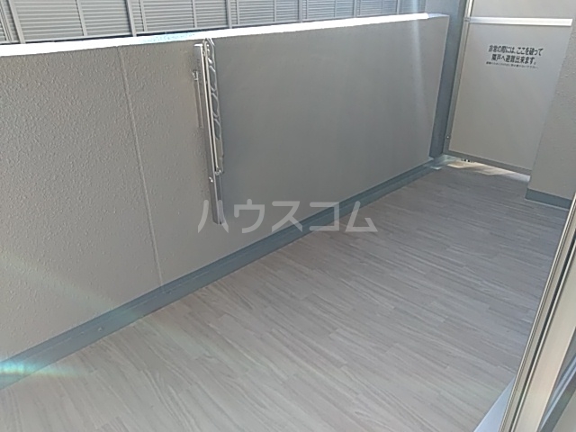 20/30 バルコニー