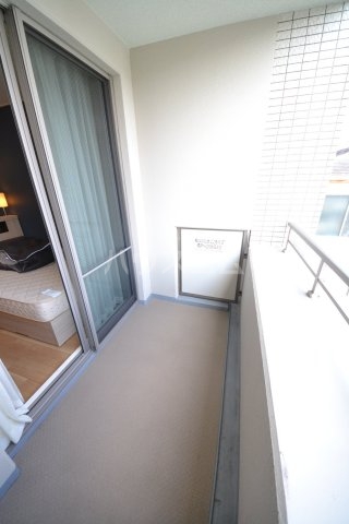 23/30 バルコニー