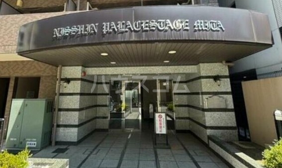 14/22 エントランス