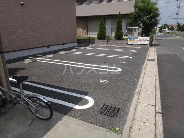 2/10 駐車場