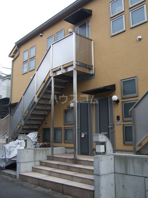 19/29 エントランス