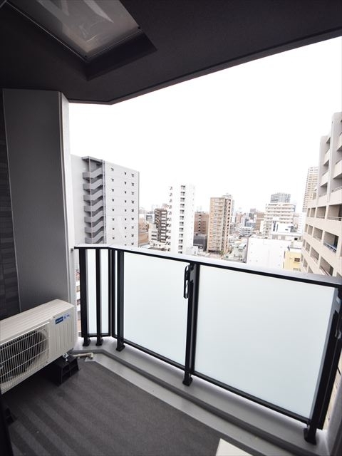 20/30 バルコニー