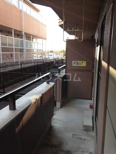 15/23 バルコニー