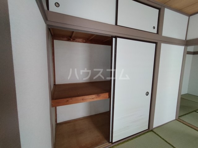 13/30 収納