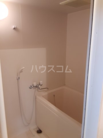 17/30 浴室