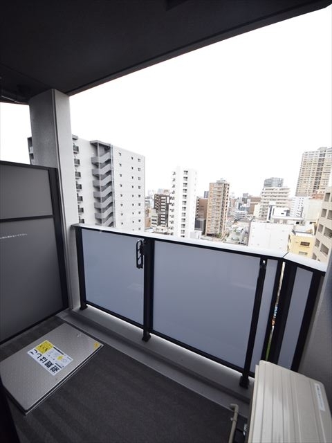 20/30 バルコニー