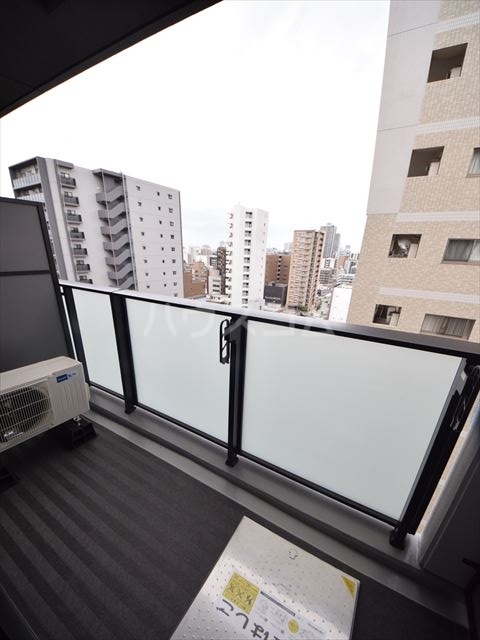 20/30 バルコニー