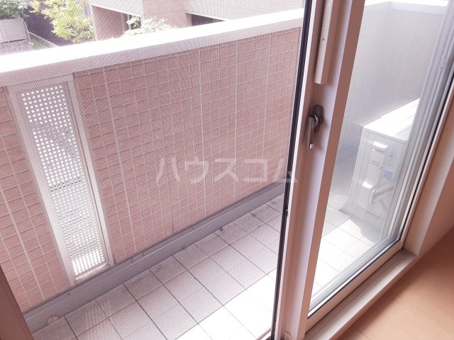 13/30 バルコニー