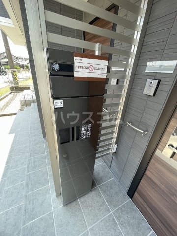 20/21 エントランス