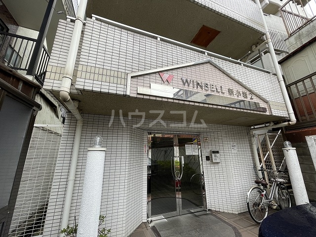 26/30 エントランス