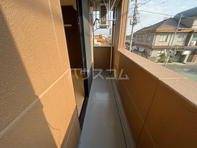21/27 バルコニー