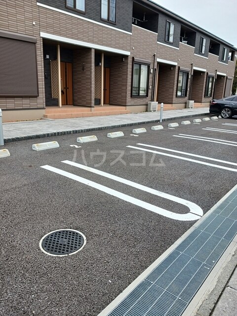 17/30 駐車場