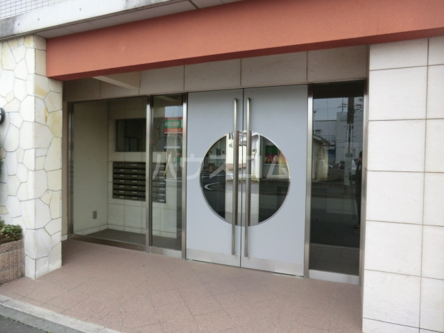 3/5 エントランス