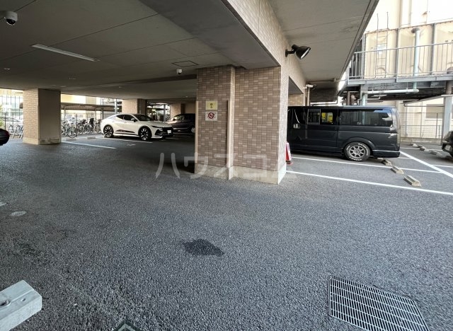 24/30 駐車場