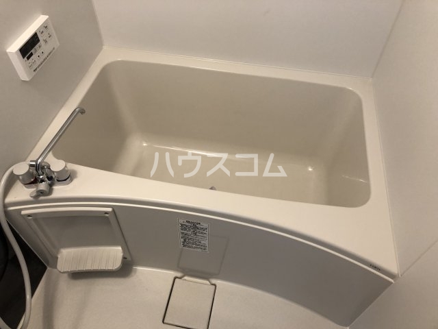 14/30 浴室