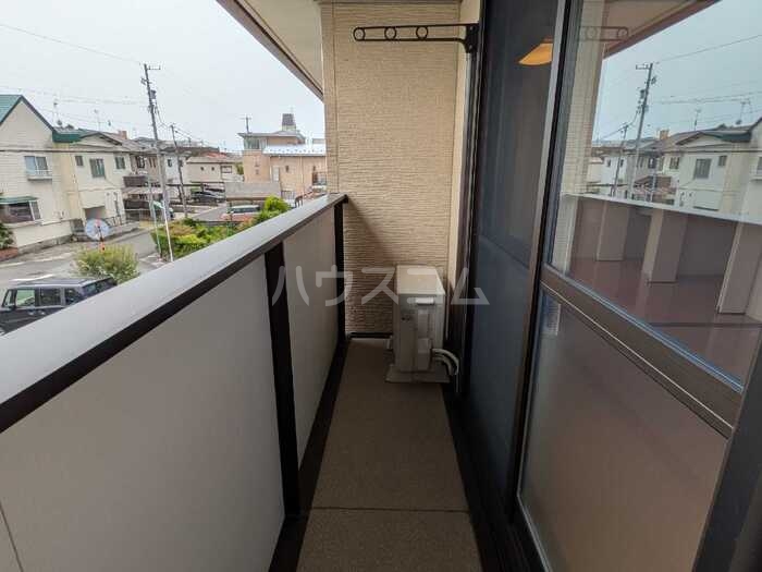 16/22 バルコニー