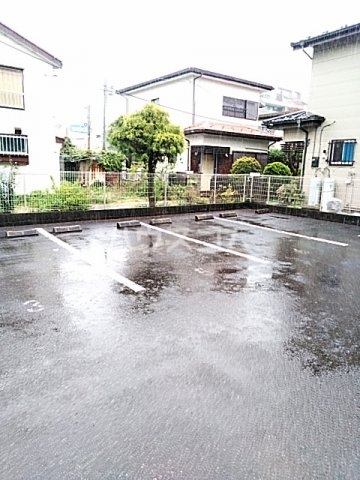 20/30 駐車場