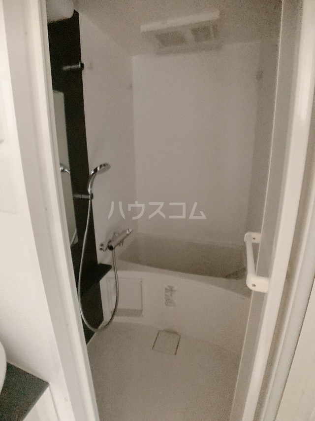 13/29 浴室