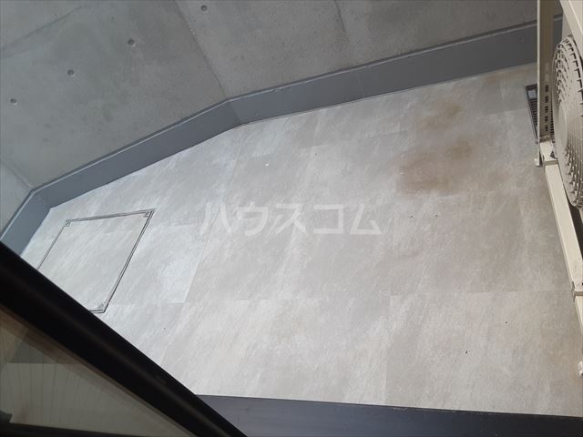 19/30 バルコニー