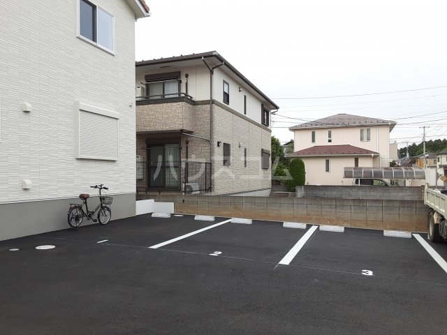 3/4 駐車場