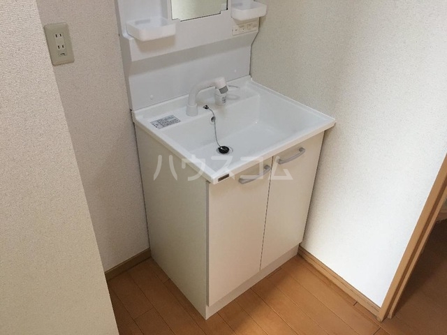 13/27 洗面